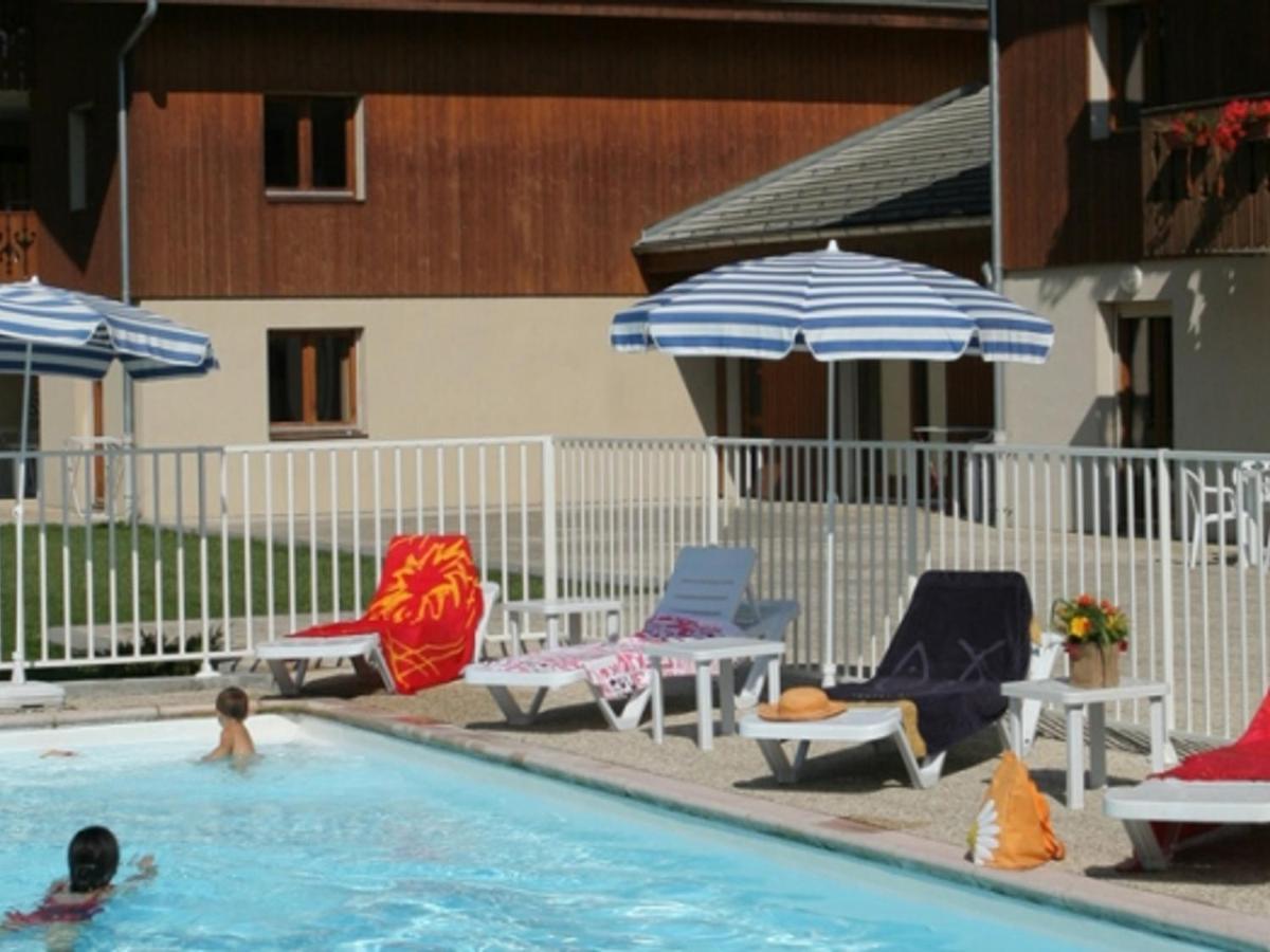 Appartement Cosy Avec Piscines, Parking Et Wifi A Samoens - Fr-1-629-32 Samoëns Exterior foto