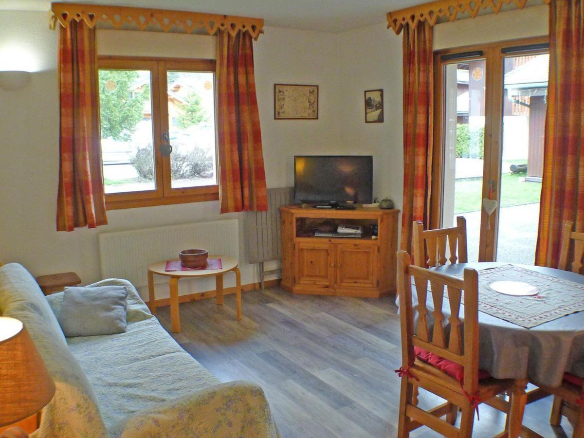 Appartement Cosy Avec Piscines, Parking Et Wifi A Samoens - Fr-1-629-32 Samoëns Exterior foto